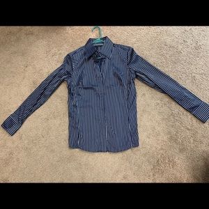 Woman’s casual or work shirt